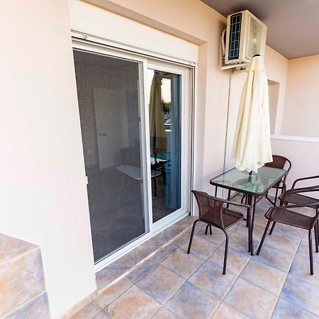 Irene Suites Nea Moudania Exterior photo