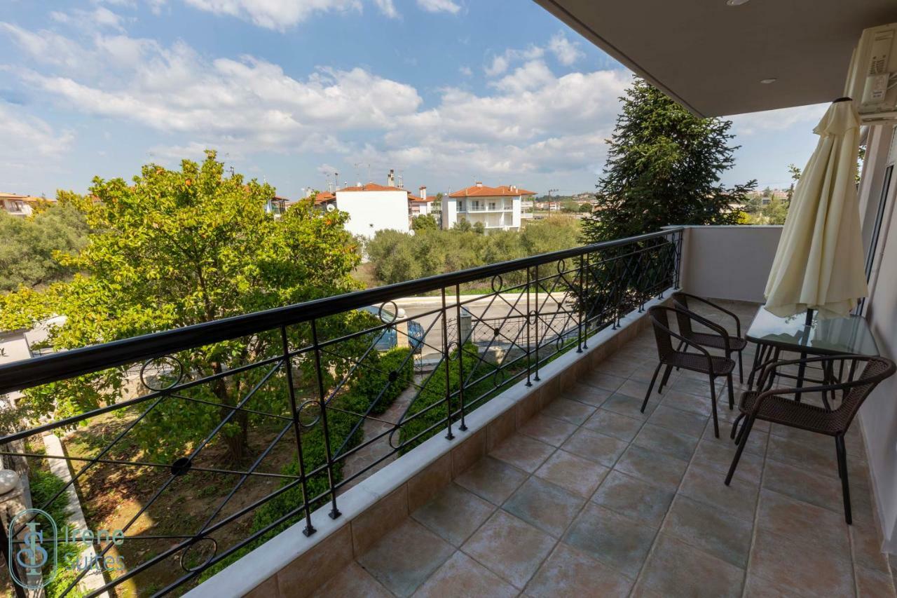 Irene Suites Nea Moudania Exterior photo